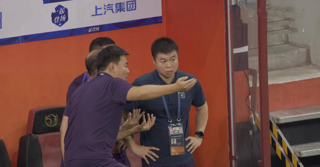 借郭皓的远, 作为中超球, 争冠队 借郭皓的远, 作为中超球, 争冠队