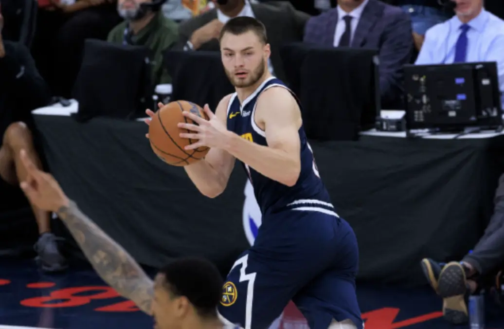 万美元, 要高大的前 万美元, 要高大的前