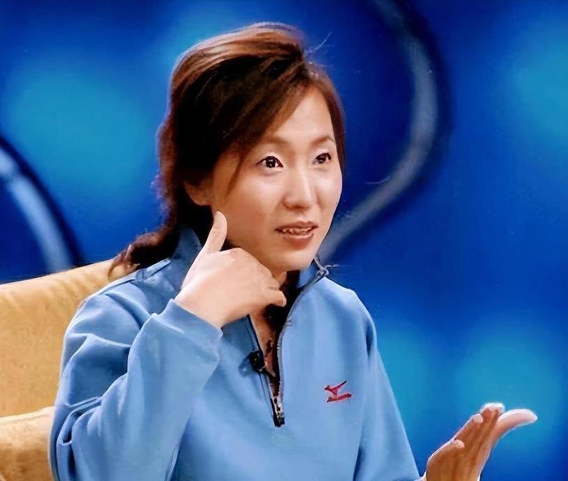 的跑道, 她成了中国 的跑道, 她成了中国