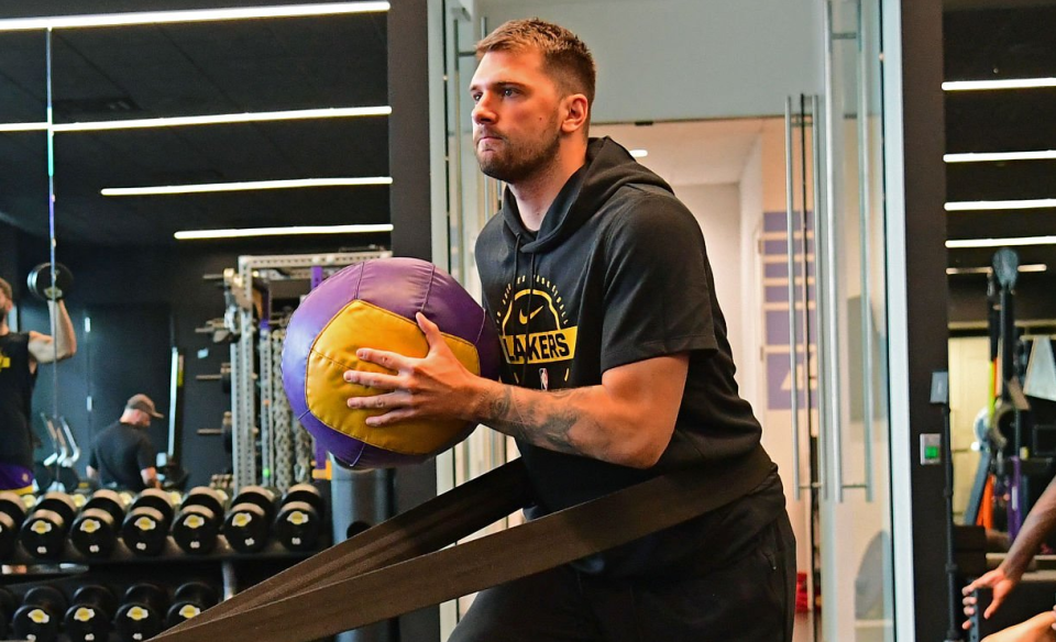 最终不敌明, KHHz